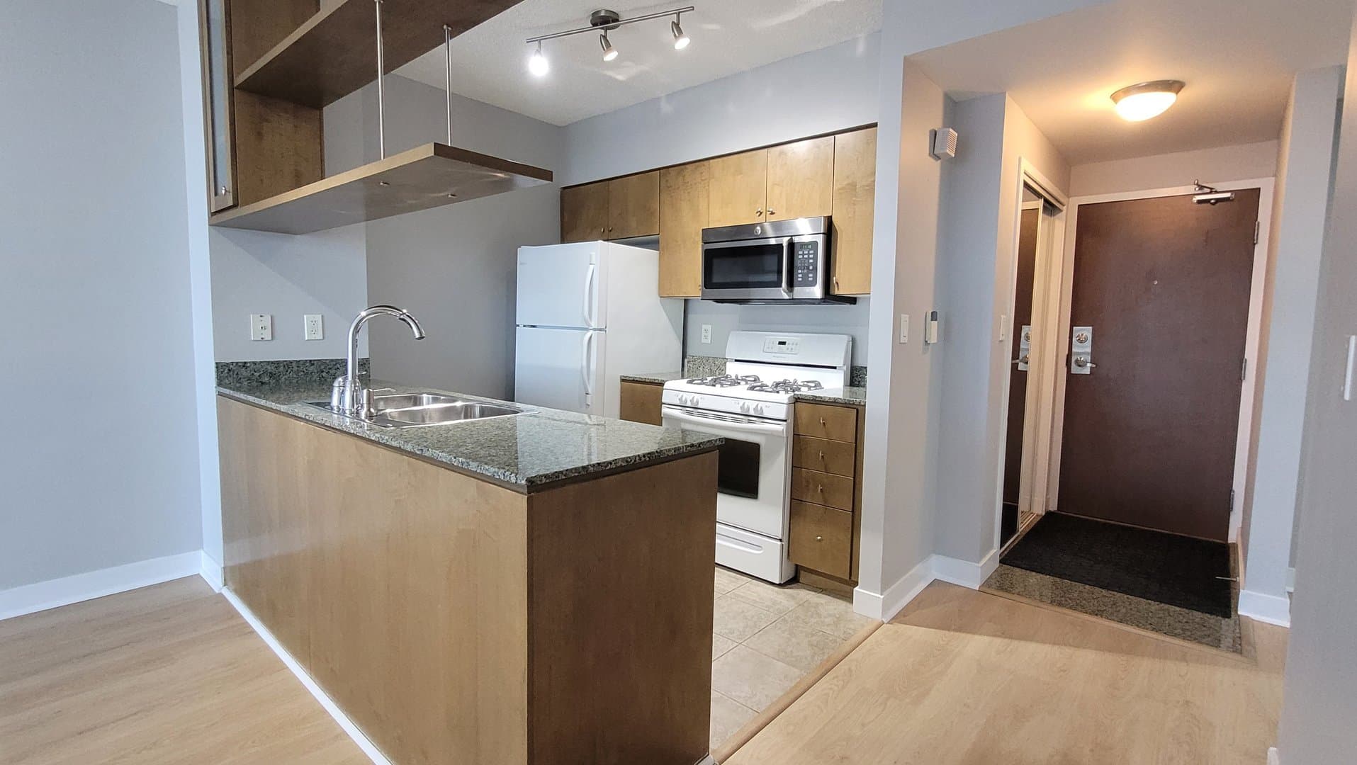 35 Mariner Terrace - Photo 3