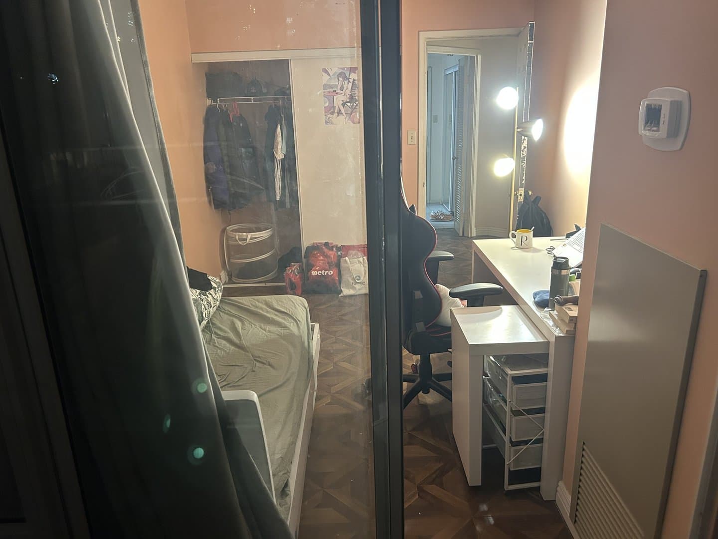 717 Bay Street - Photo 2