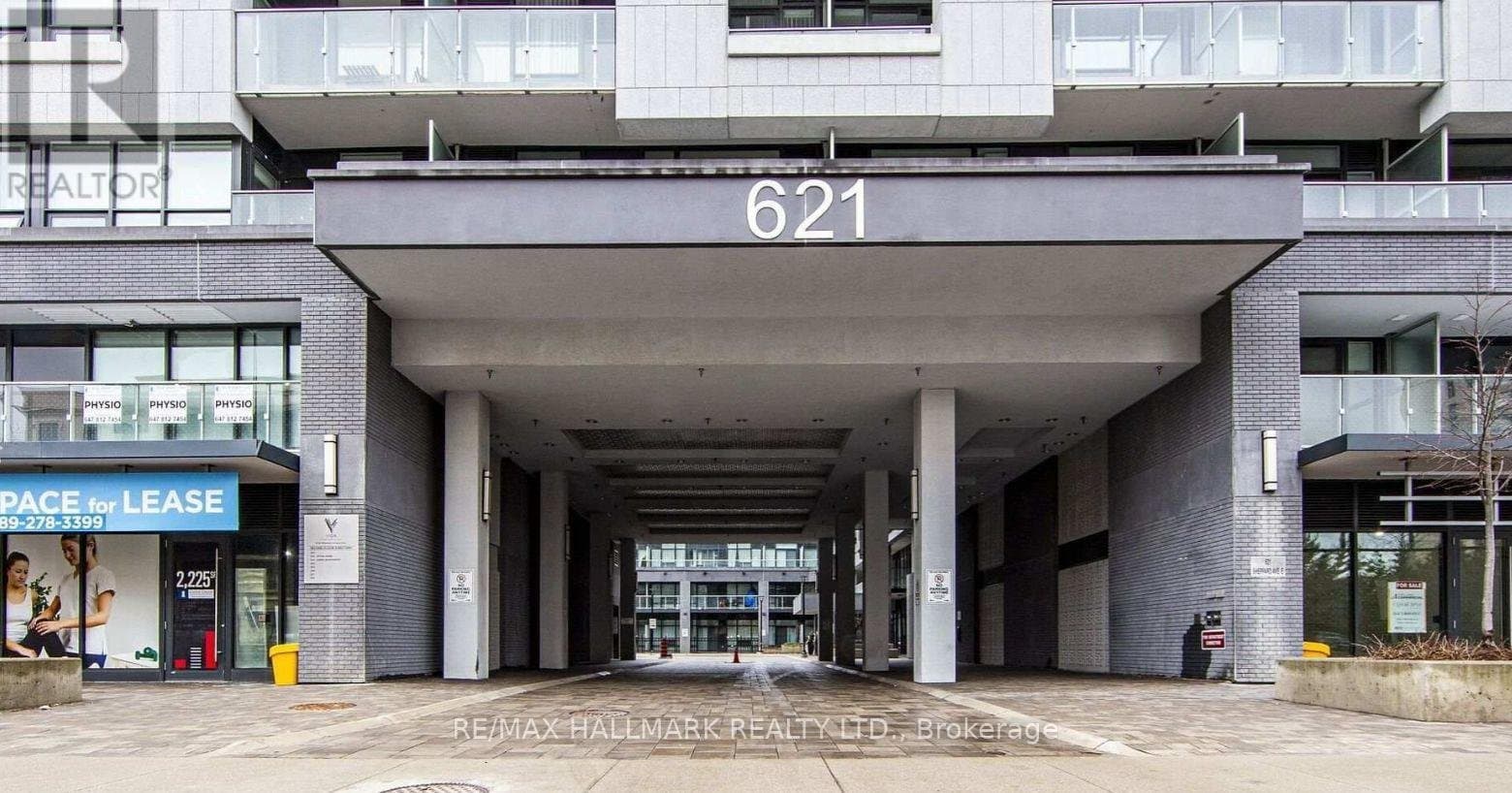 621 Sheppard Avenue - Photo 2