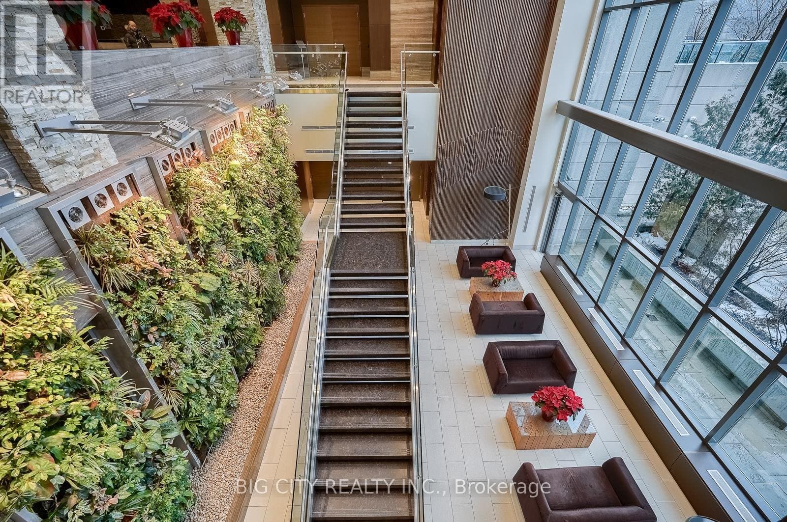 35 Brian Peck Crescent - Photo 3
