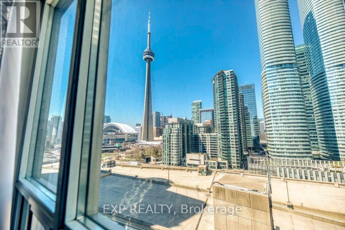 208 Queens Quay - Photo 2