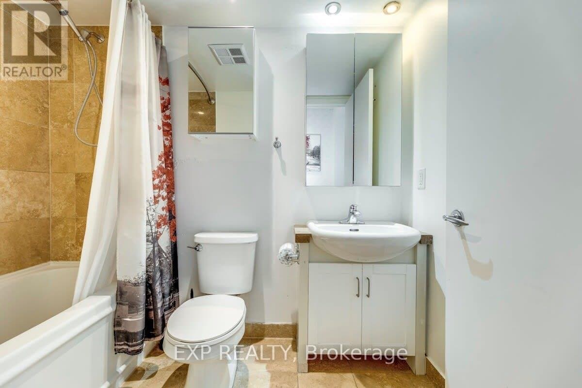 208 Queens Quay - Photo 4