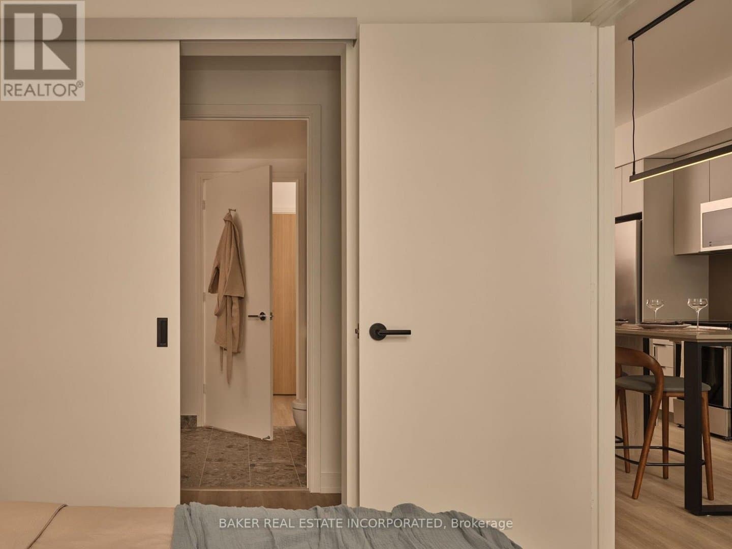 432 Cherry Street - Photo 3