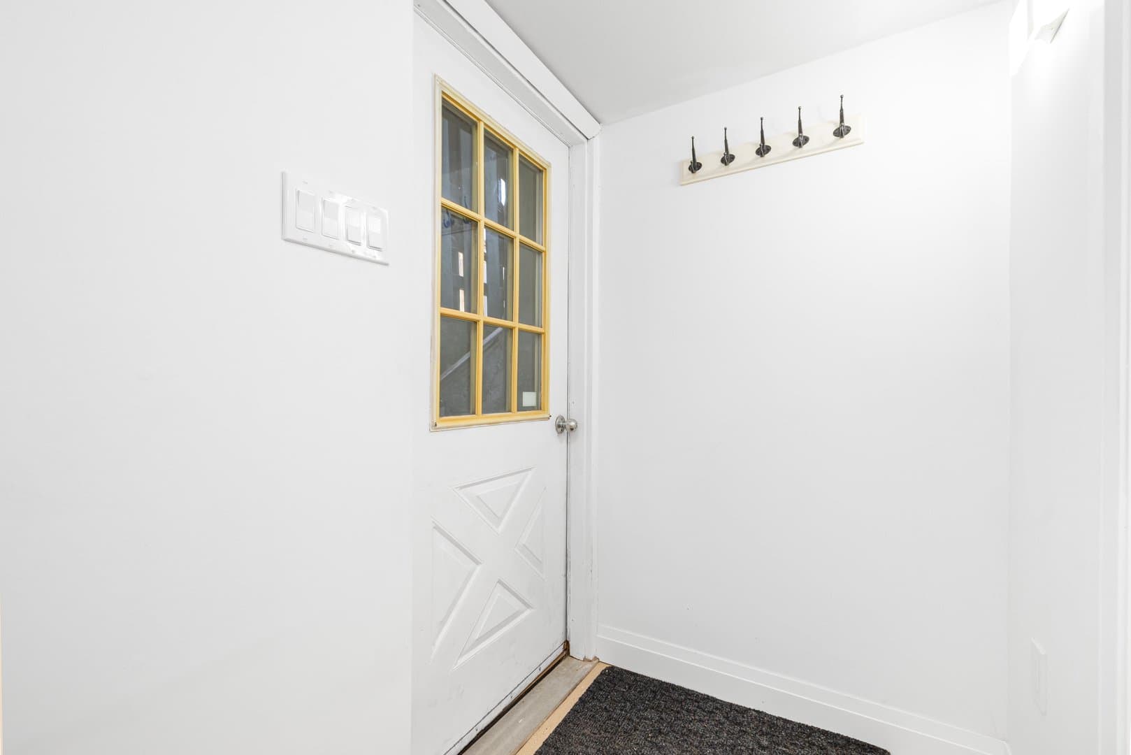 633 Ossington Avenue - Photo 3