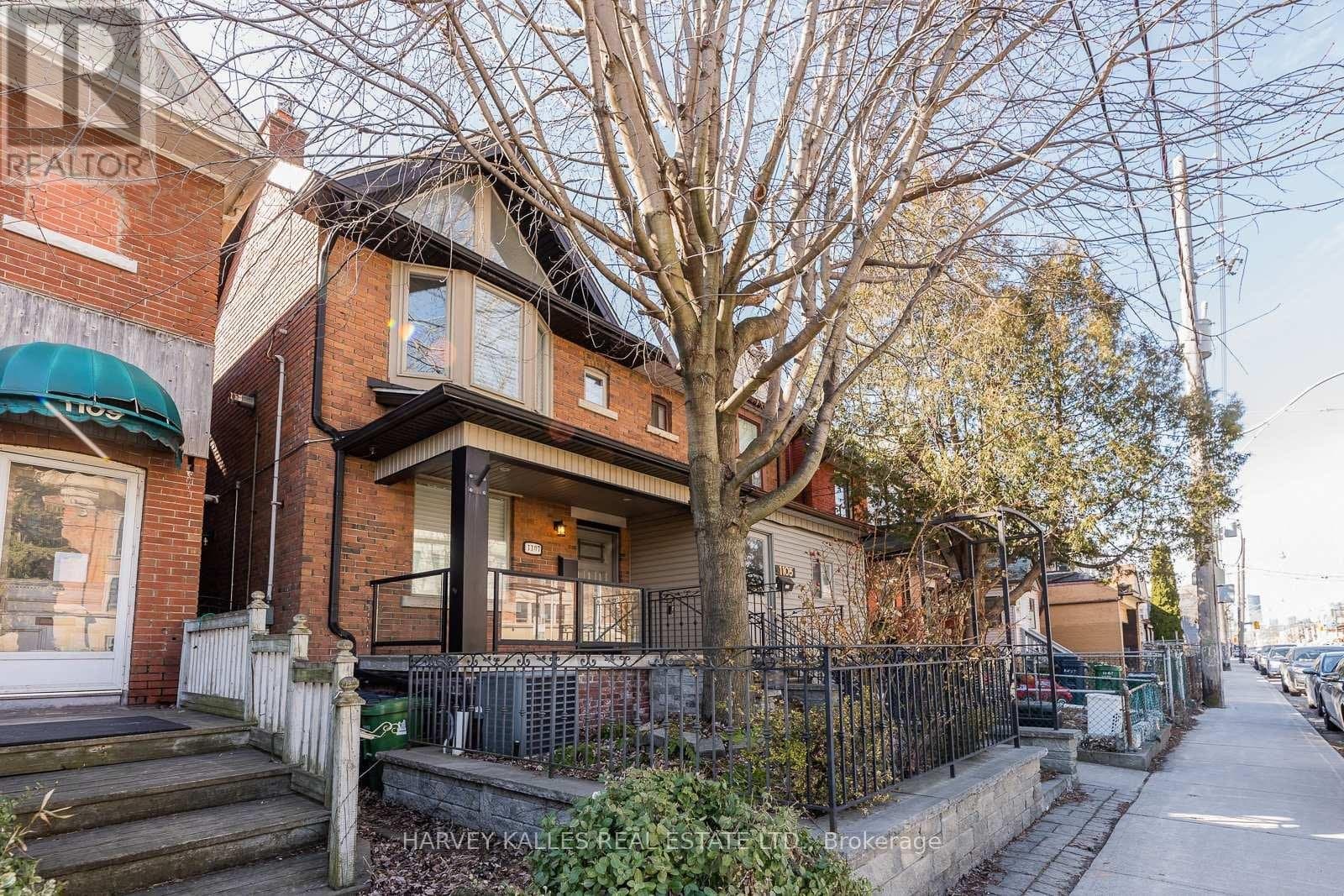 1107 Gerrard Street - Photo 3