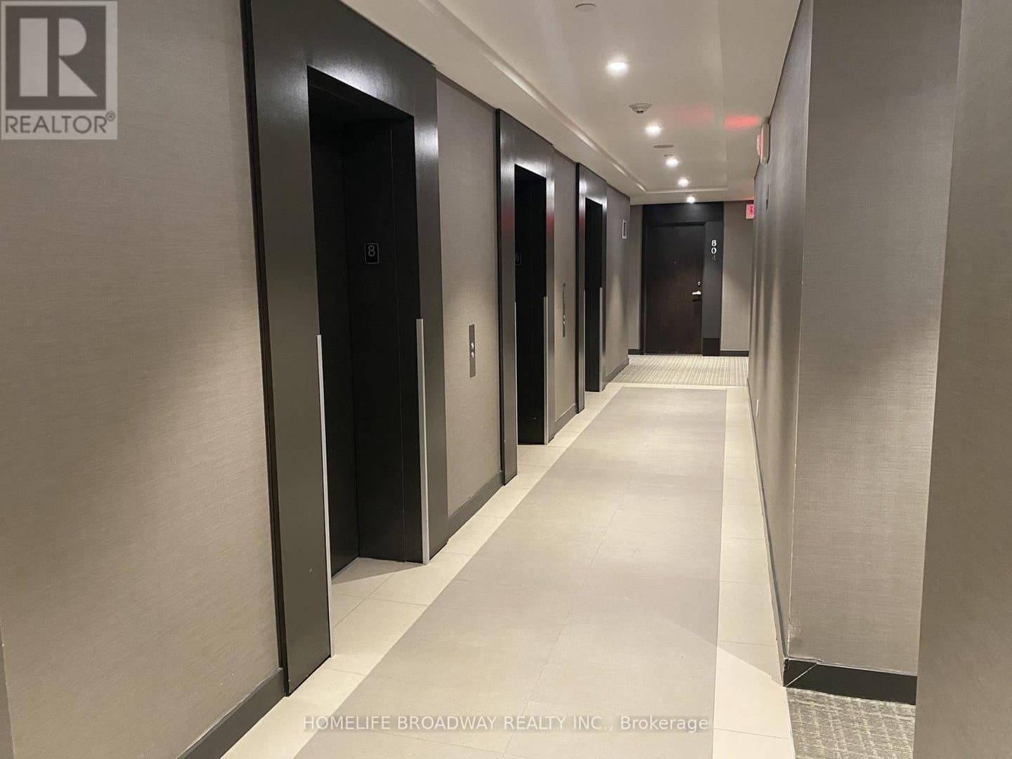 170 sumach Street - Photo 3