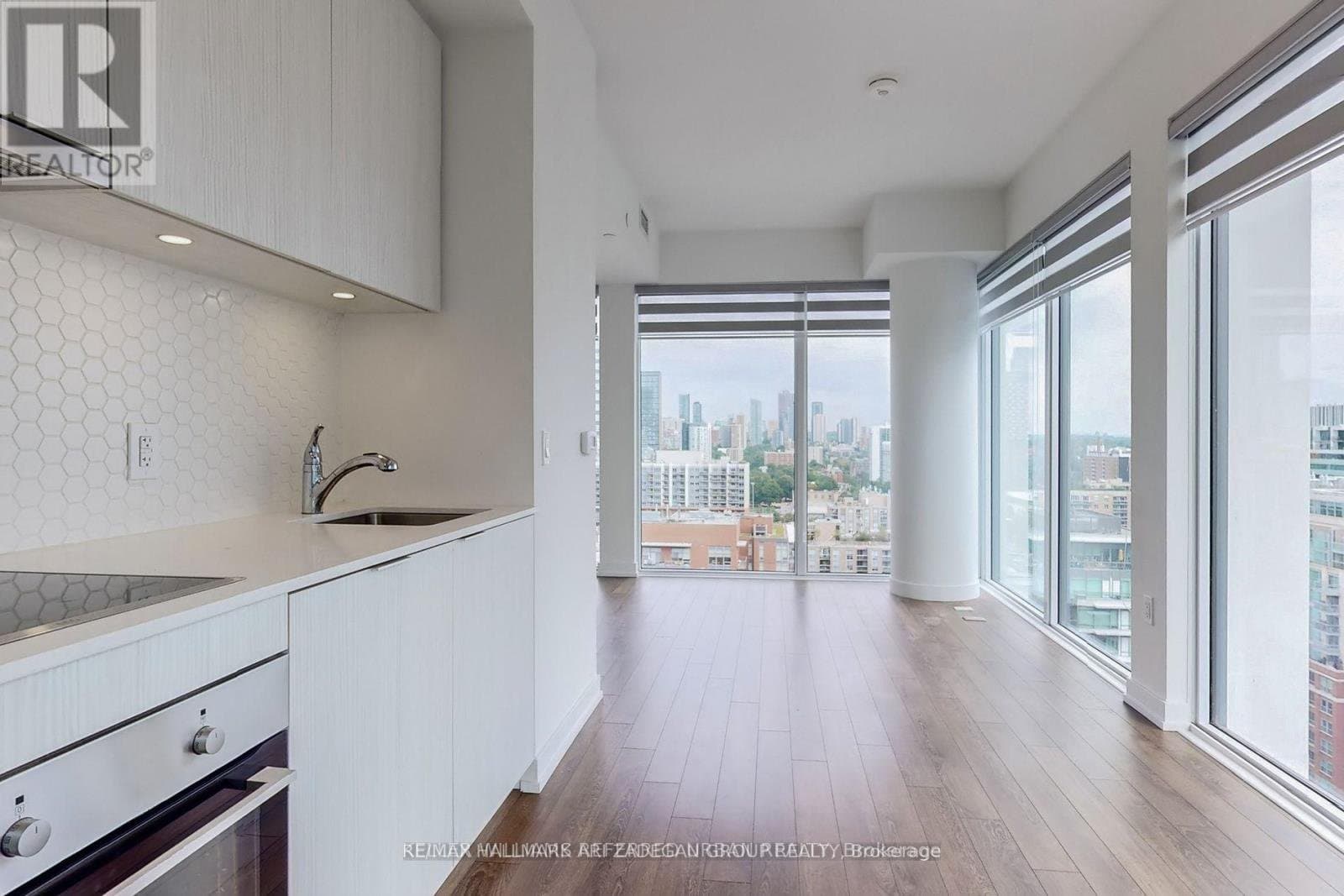 158 Front Street - Photo 3