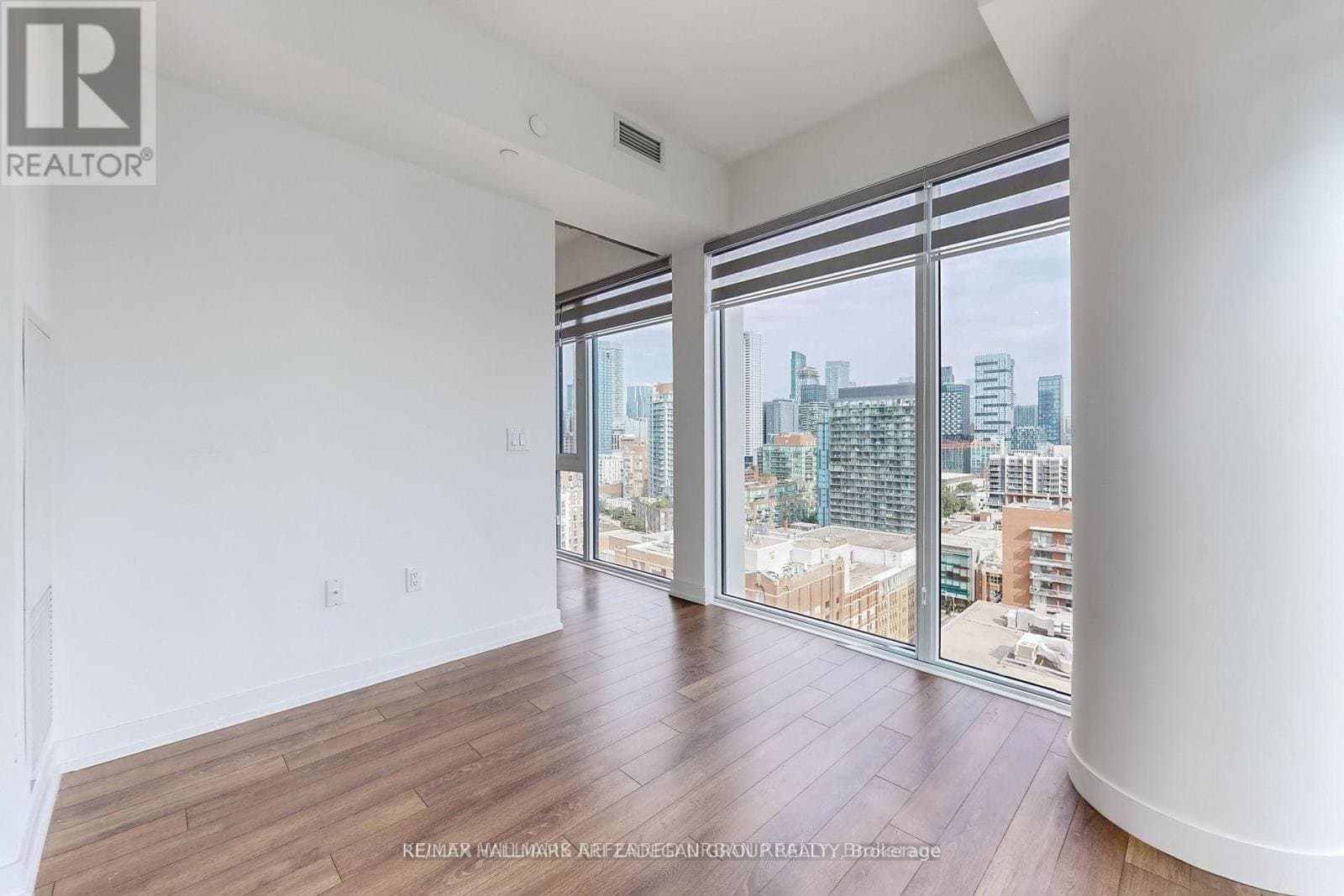158 Front Street - Photo 4