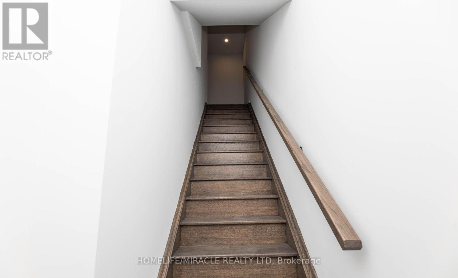 20 Lloyd Jane Lane - Photo 3