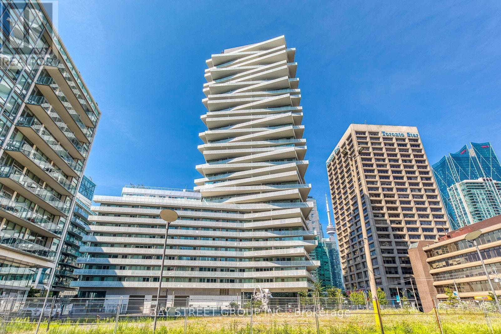 15 Queens Quay - Photo 3