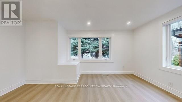19 Hawthorne Road - Photo 4