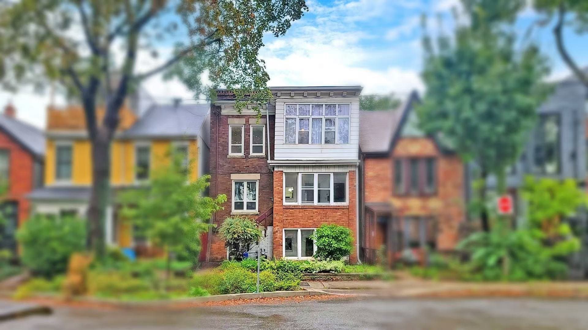 233 Borden Street - Photo 1