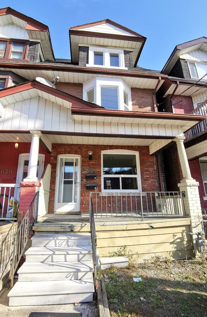 1037 Bathurst Street