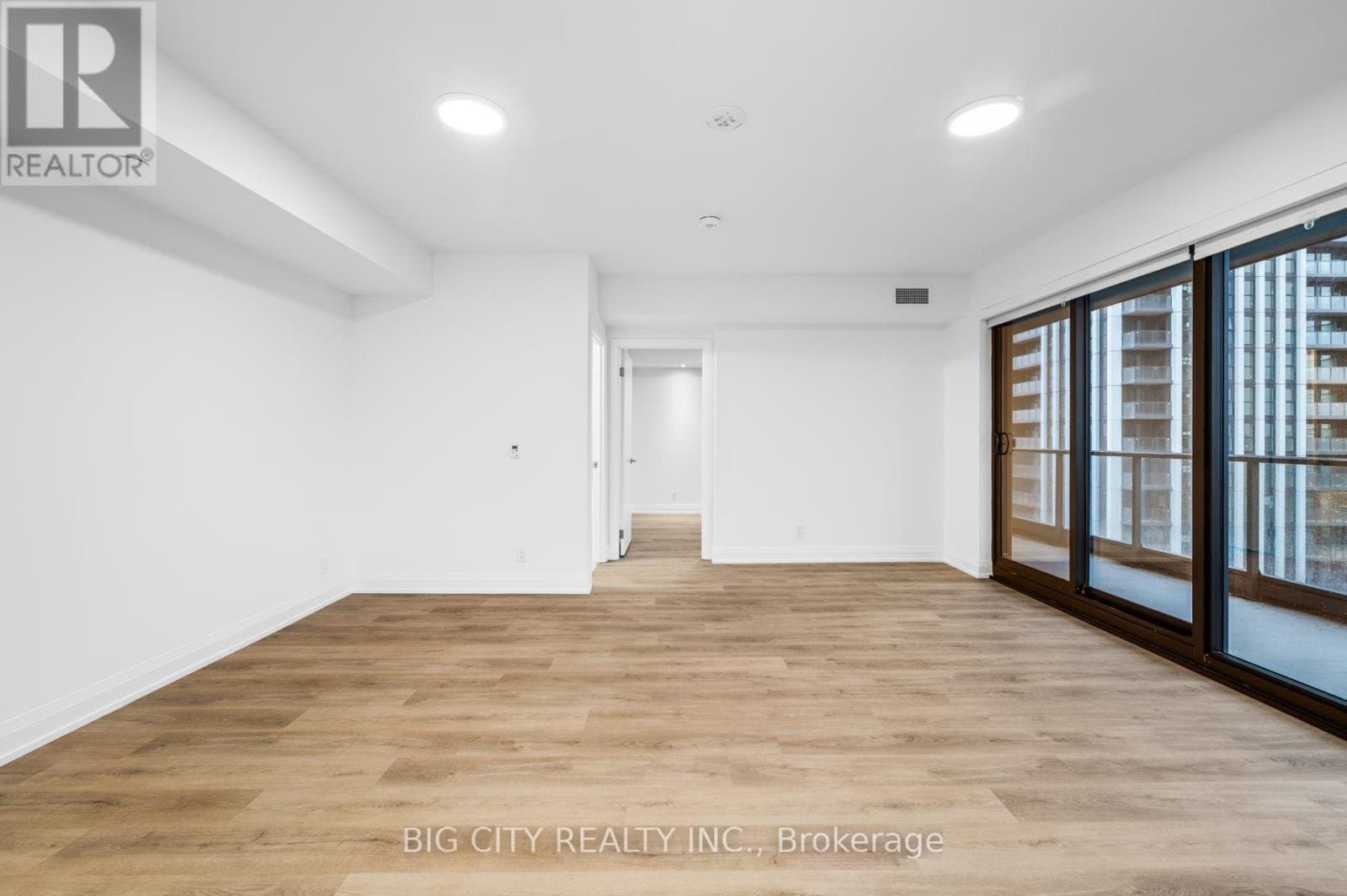 36 Brentcliffe Road - Photo 3