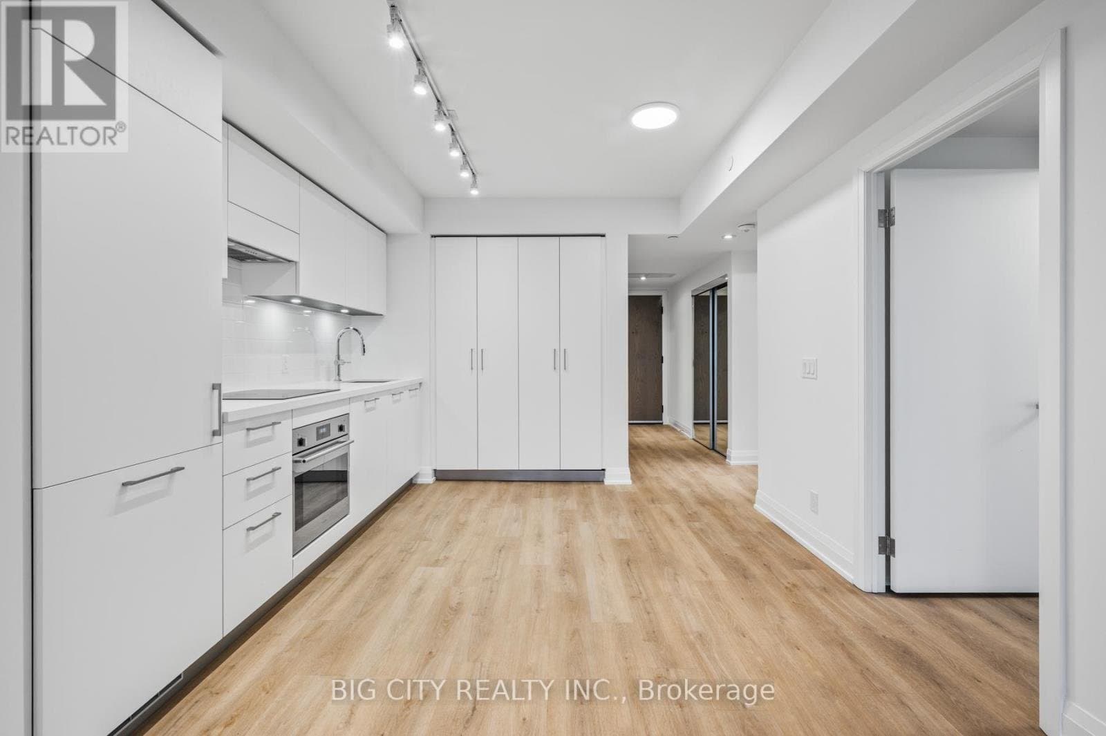 36 Brentcliffe Road - Photo 2