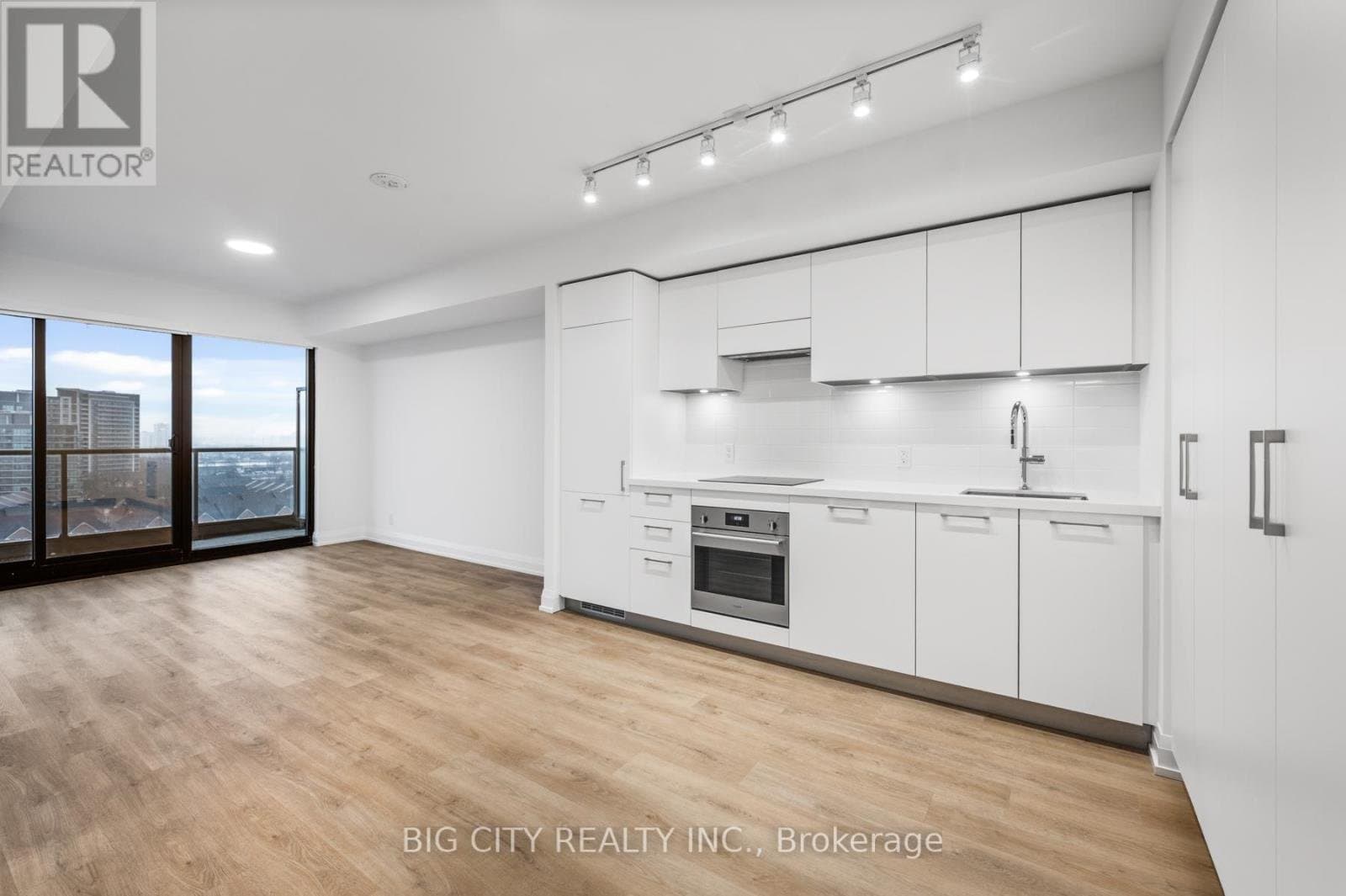36 Brentcliffe Road - Photo 3