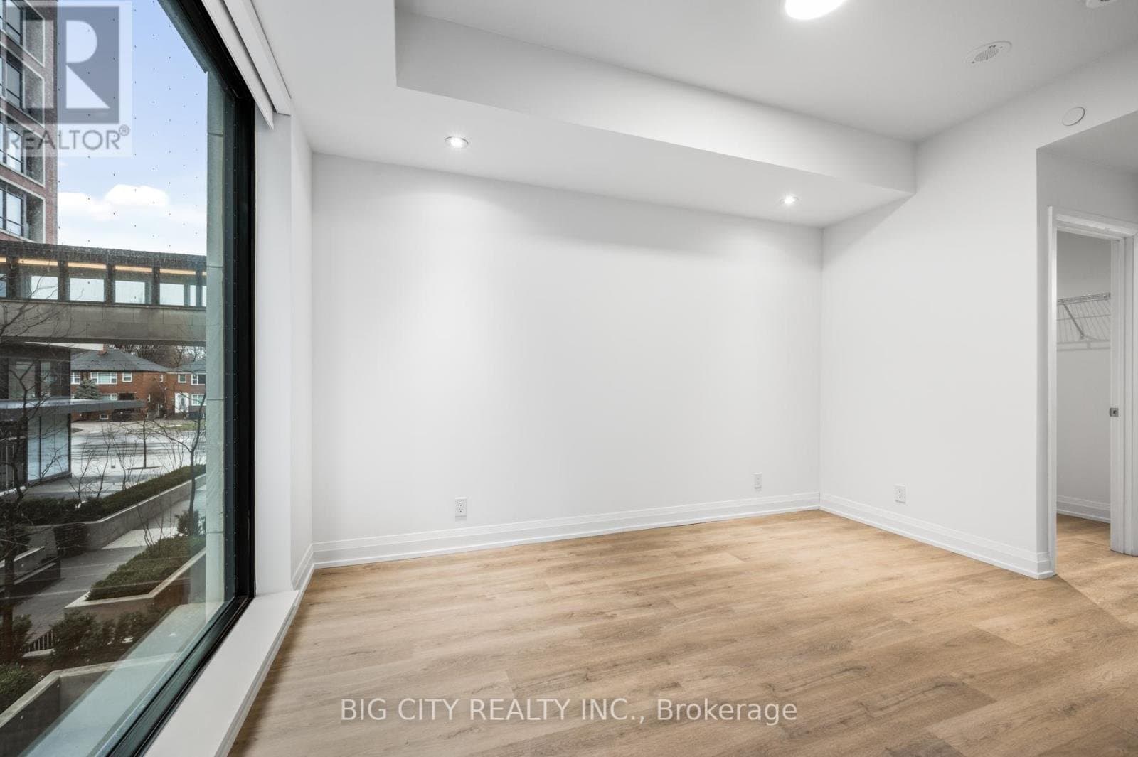 36 Brentcliffe Road - Photo 2
