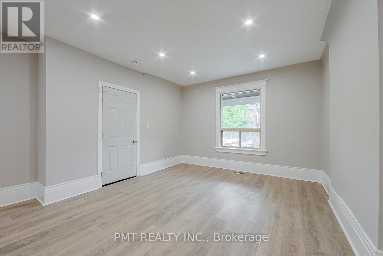 25 Sandford Avenue - Photo 4