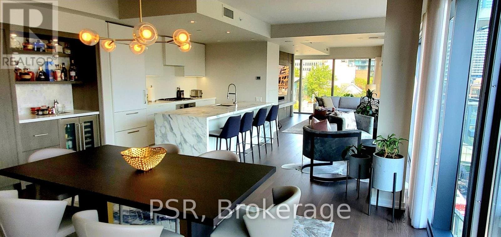 60 Colborne Street - Photo 2