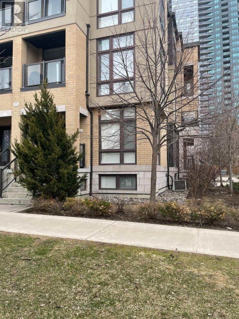 15 Eldora Avenue - Photo 1