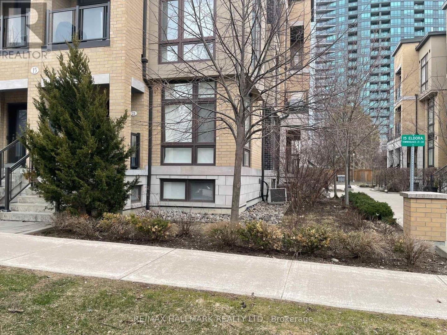 15 Eldora Avenue - Photo 2