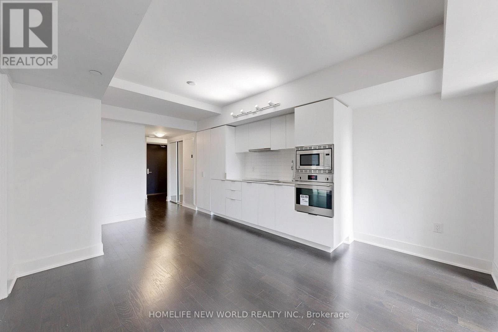 955 Bay Street - Photo 2