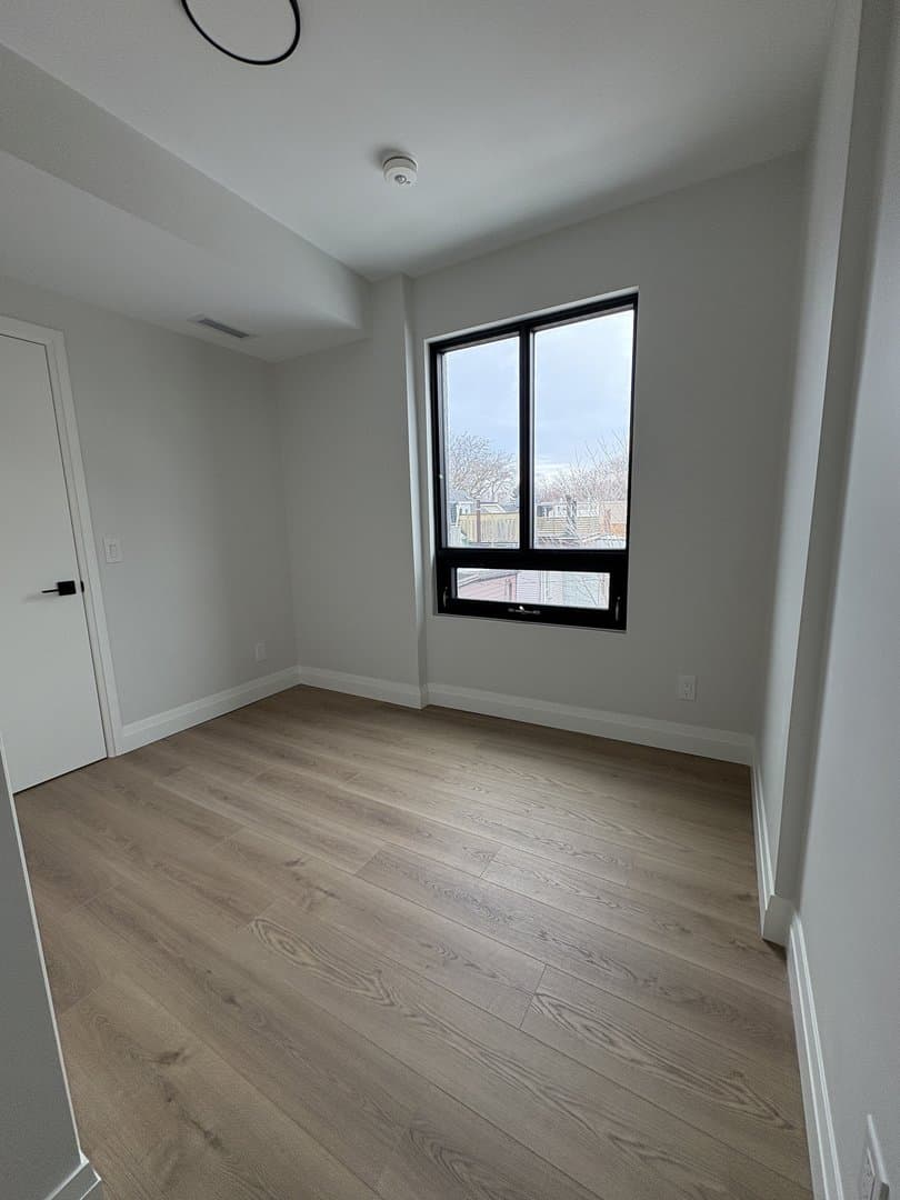 1002 Bathurst Street - Photo 3