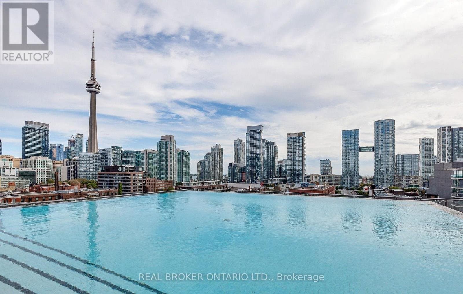 560 King Street - Photo 1