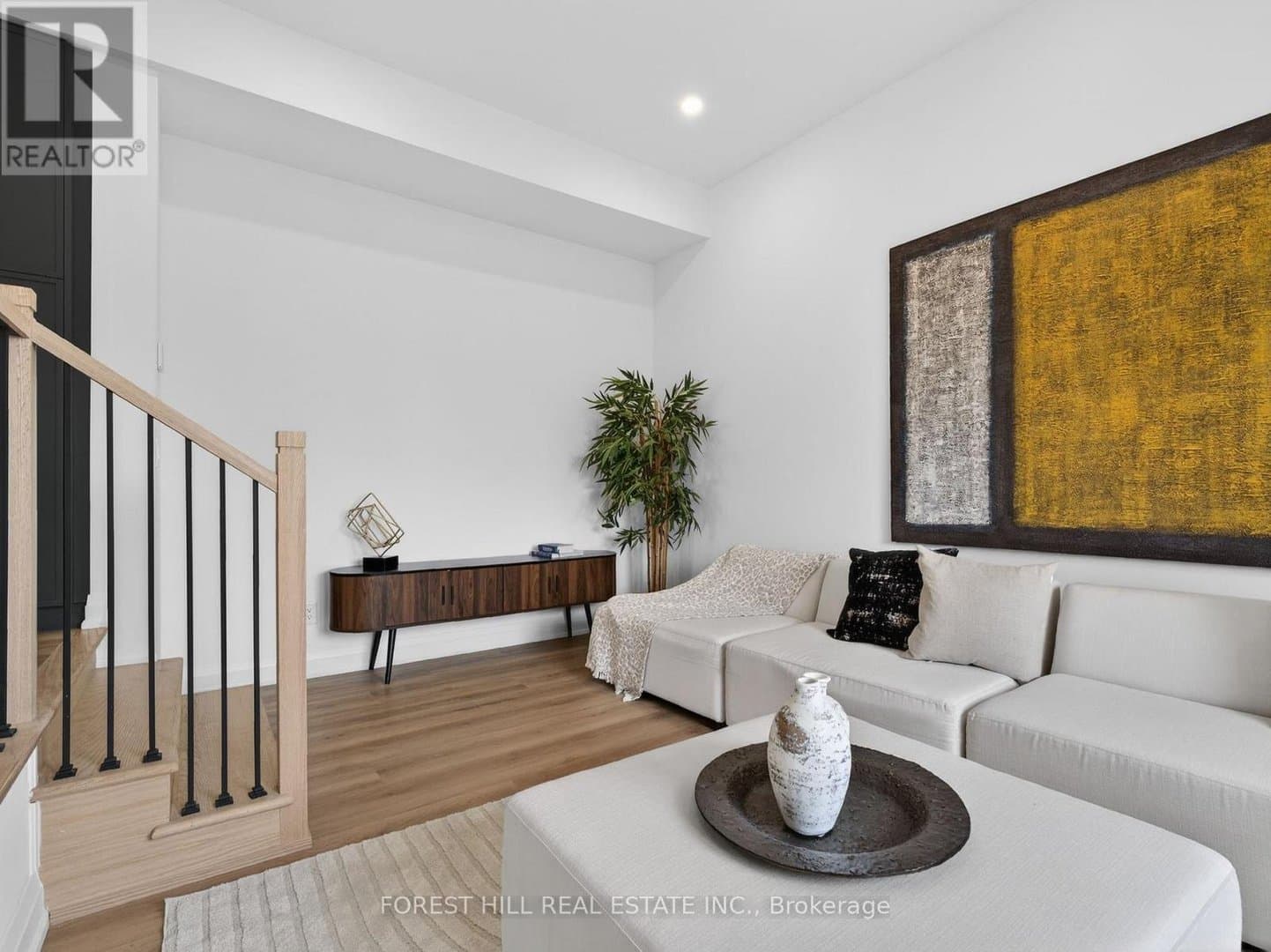 4 Southwell Drive - Photo 2