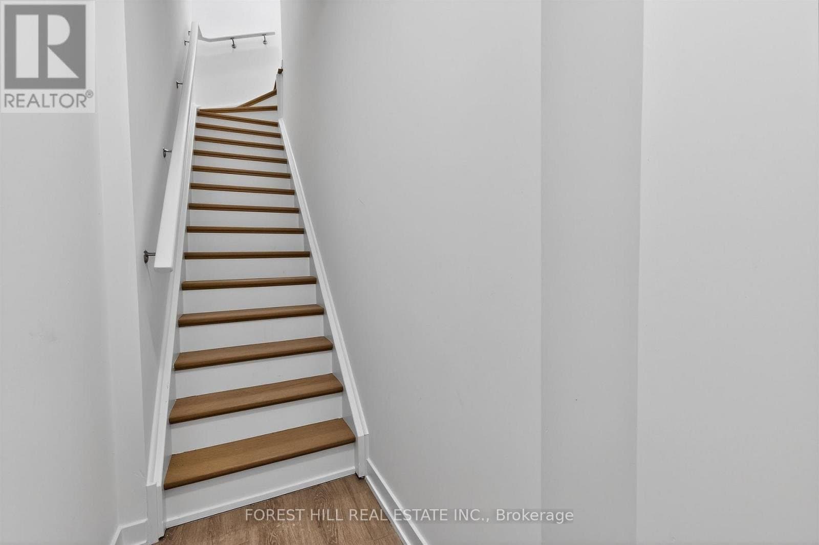35 Birchcliff Avenue - Photo 4