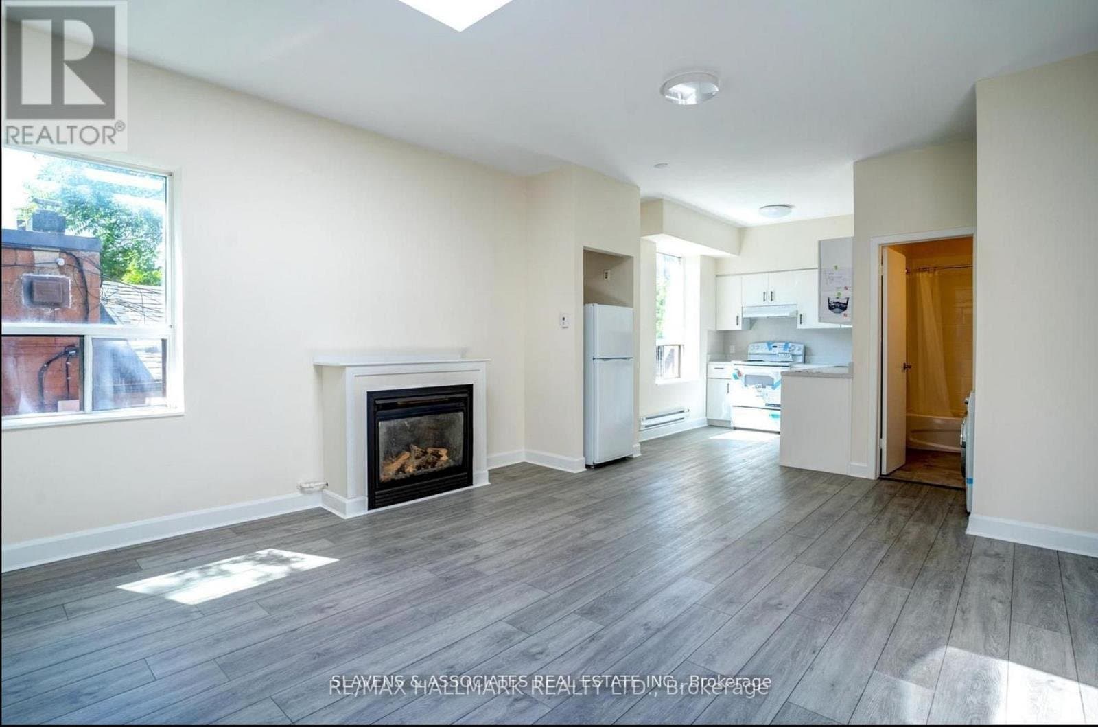 420 Parliament Street - Photo 4
