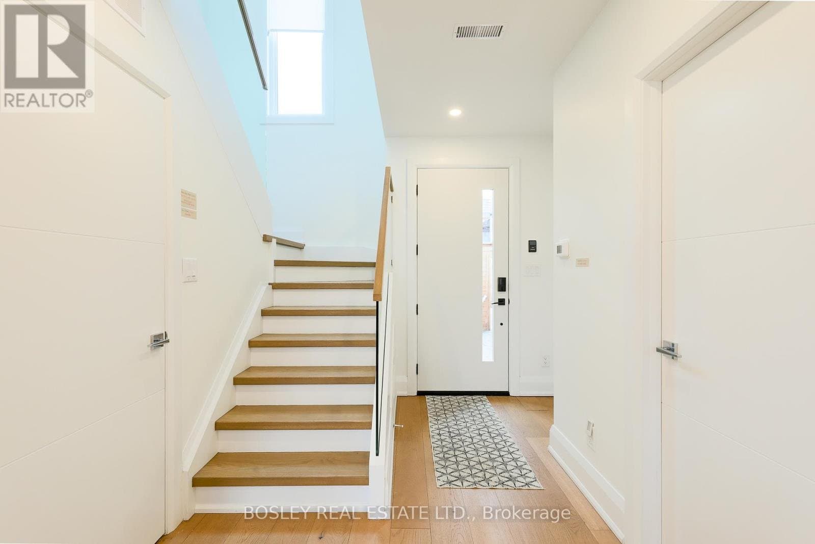108 Moberly Avenue - Photo 4