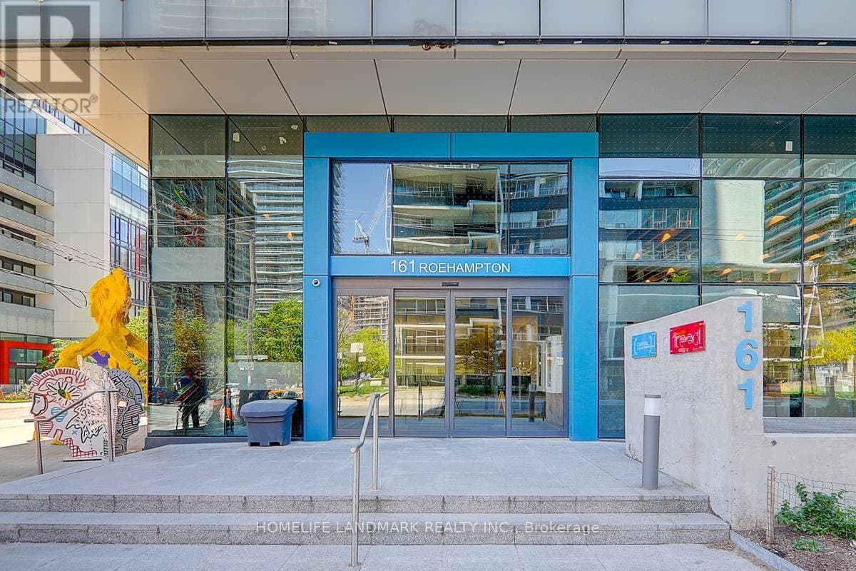 161 Roehampton Avenue - Photo 3