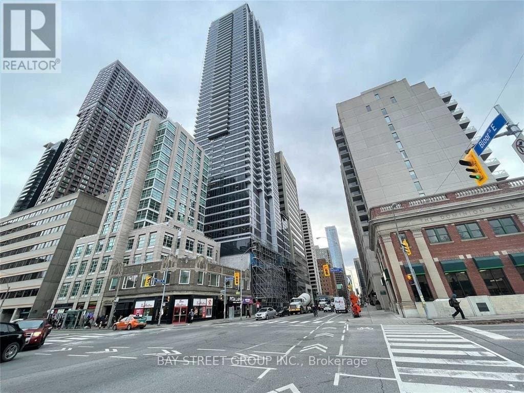 395 Bloor Street - Photo 1
