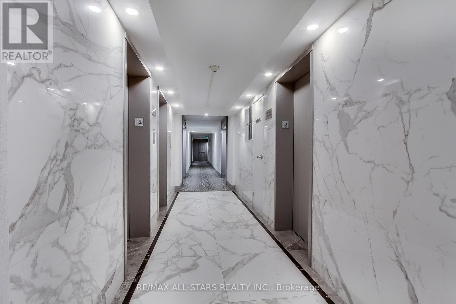 255 Bamburgh Circle - Photo 4