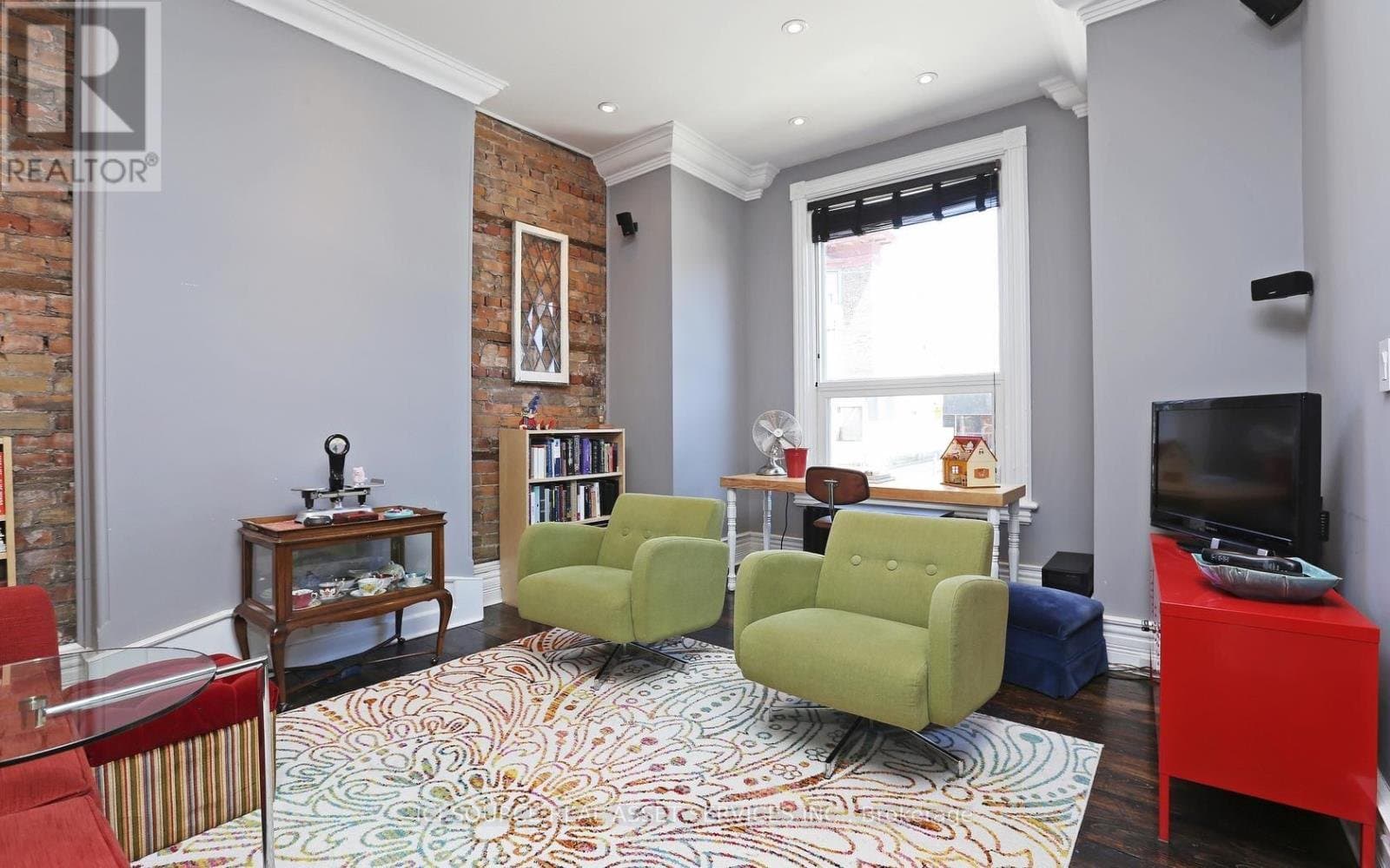 224 Jones Avenue - Photo 3