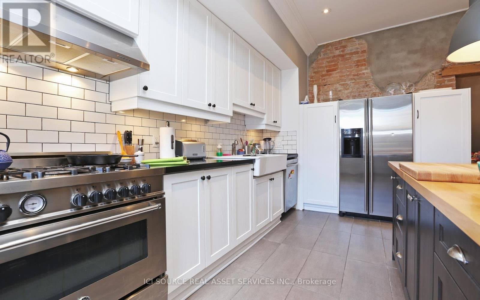 224 Jones Avenue - Photo 4