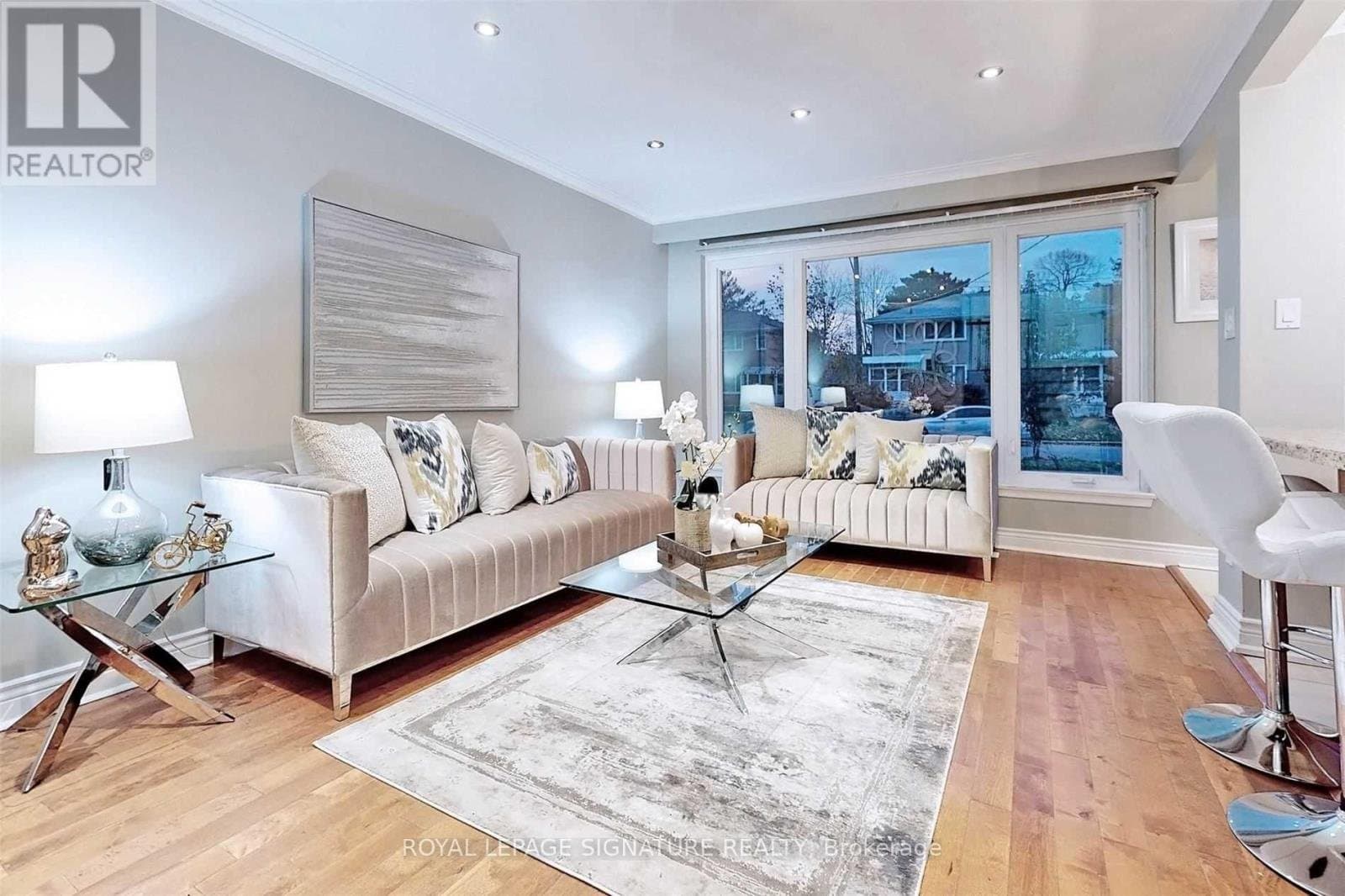 65 Holcolm Road - Photo 2