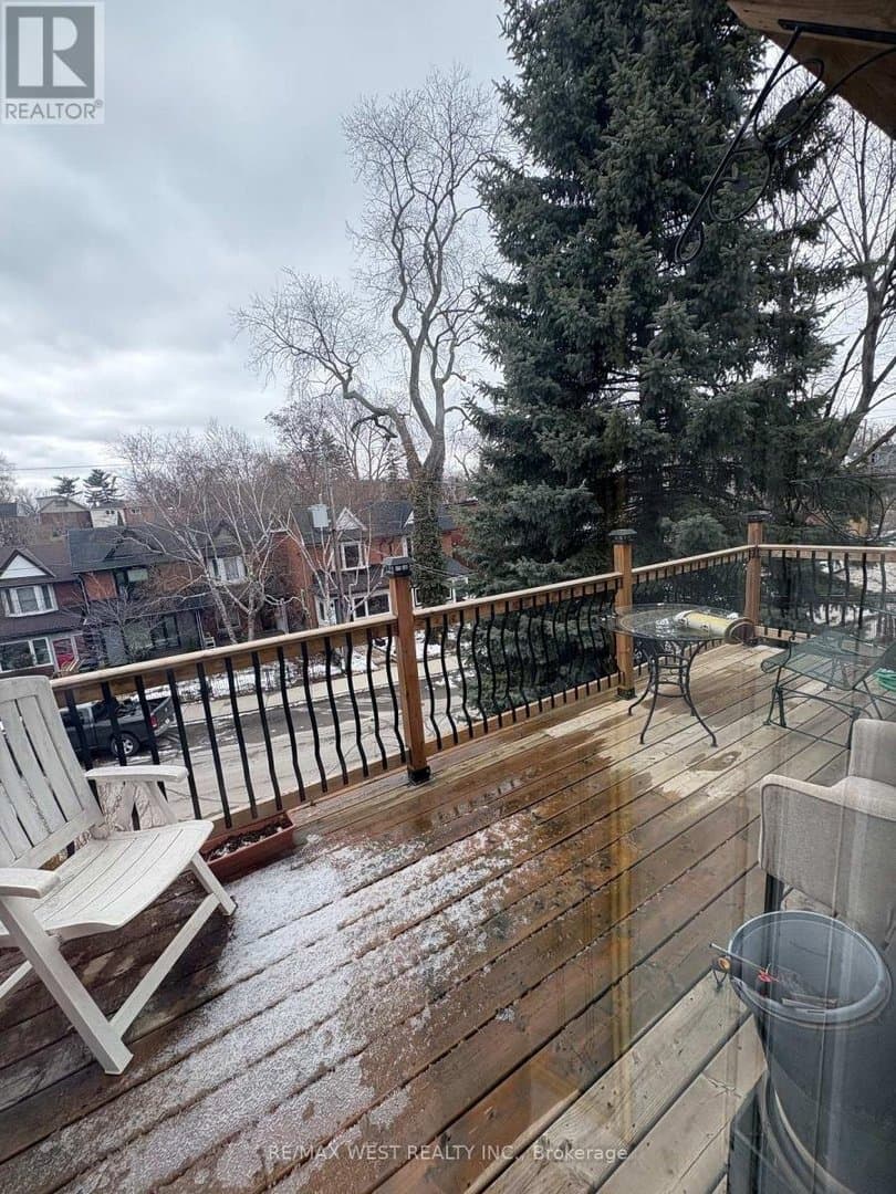87 Medland Crescent - Photo 2
