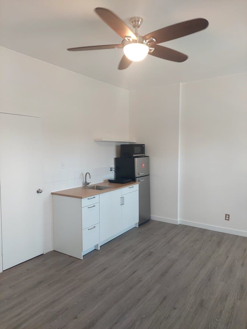 136 Close Avenue - Photo 1