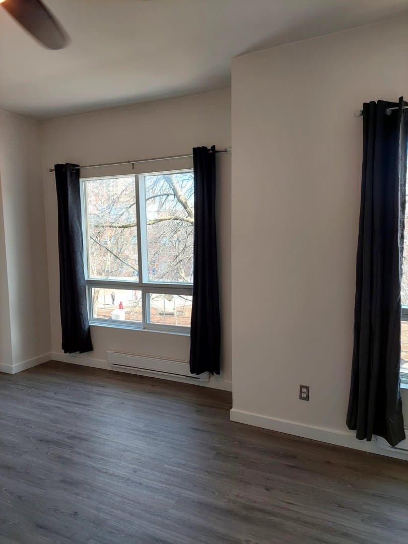 136 Close Avenue - Photo 2