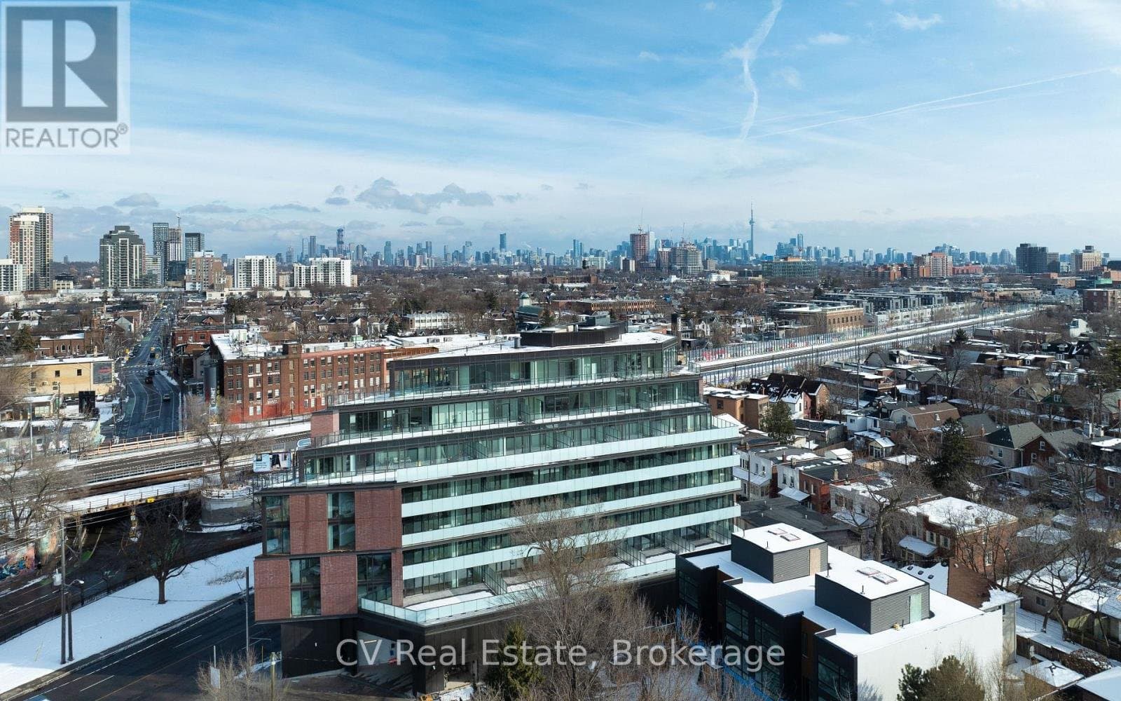 2625 Dundas Street - Photo 2