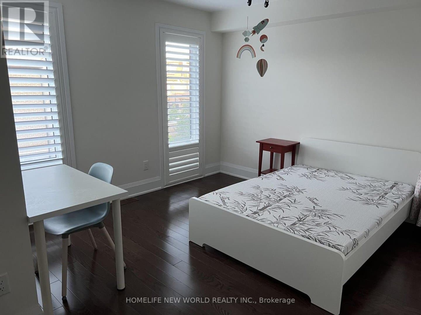 15 Kenneth Wood Crescent - Photo 2