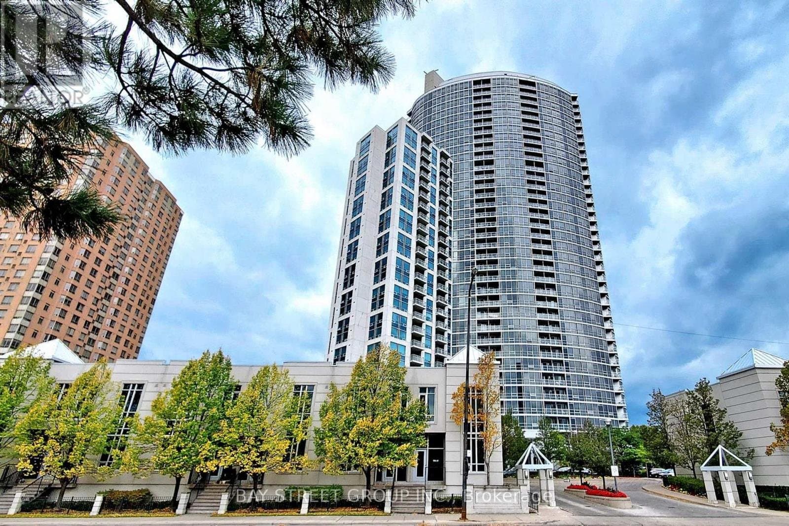 83 Borough Drive - Photo 2