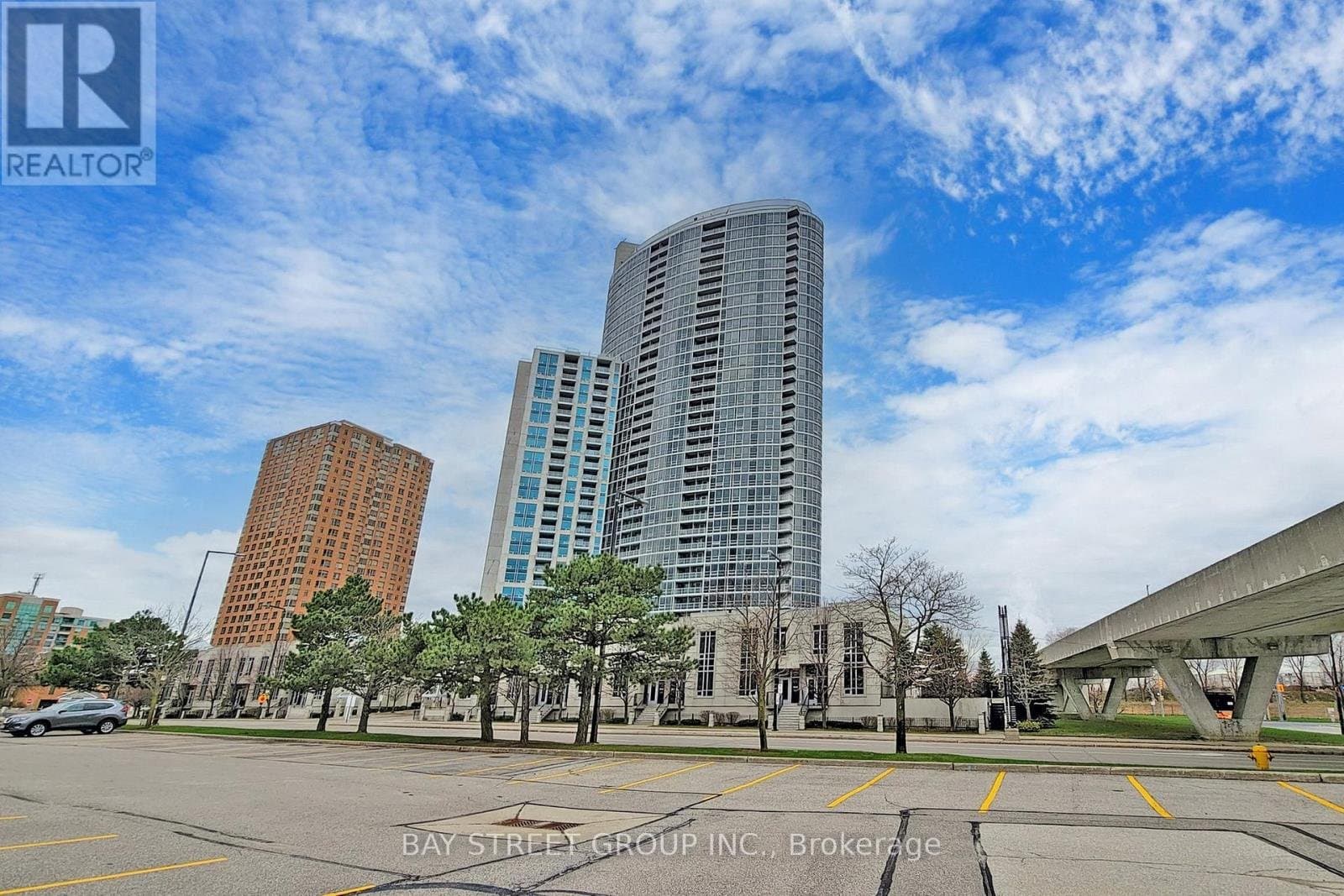 83 Borough Drive - Photo 4