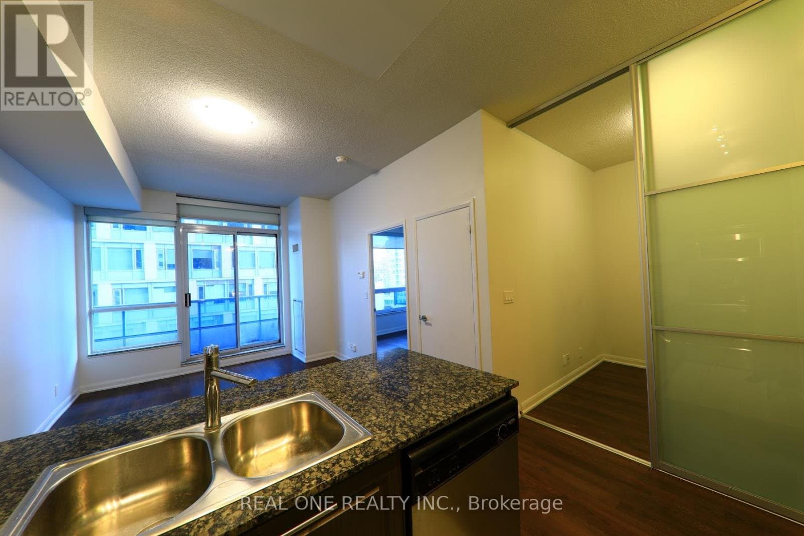 500 Sherbourne Street - Photo 3