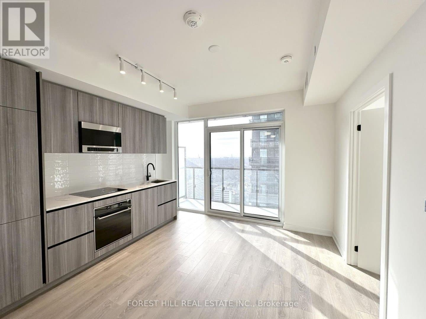 117 Broadway Avenue - Photo 1