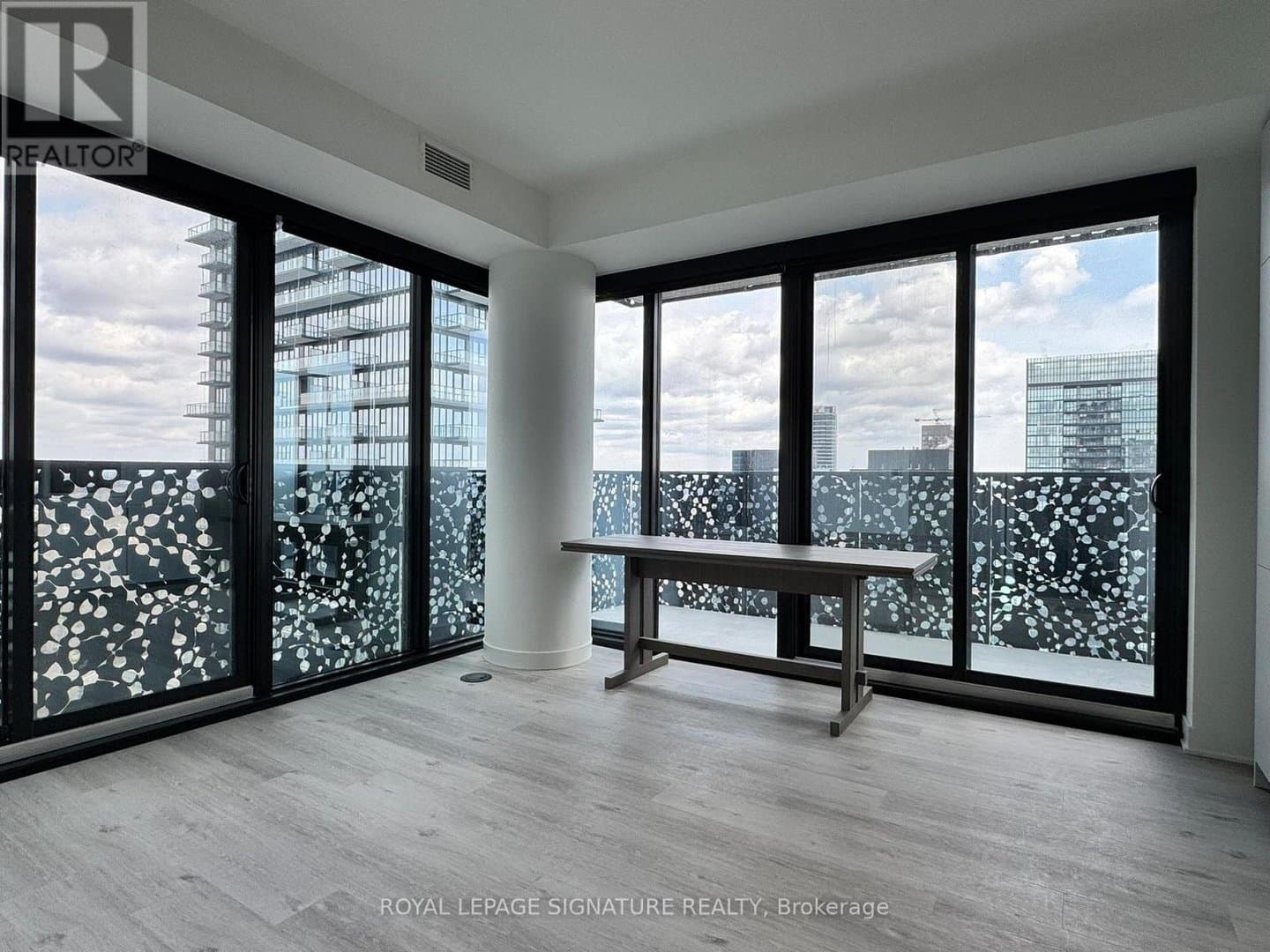 55 Charles Street - Photo 2