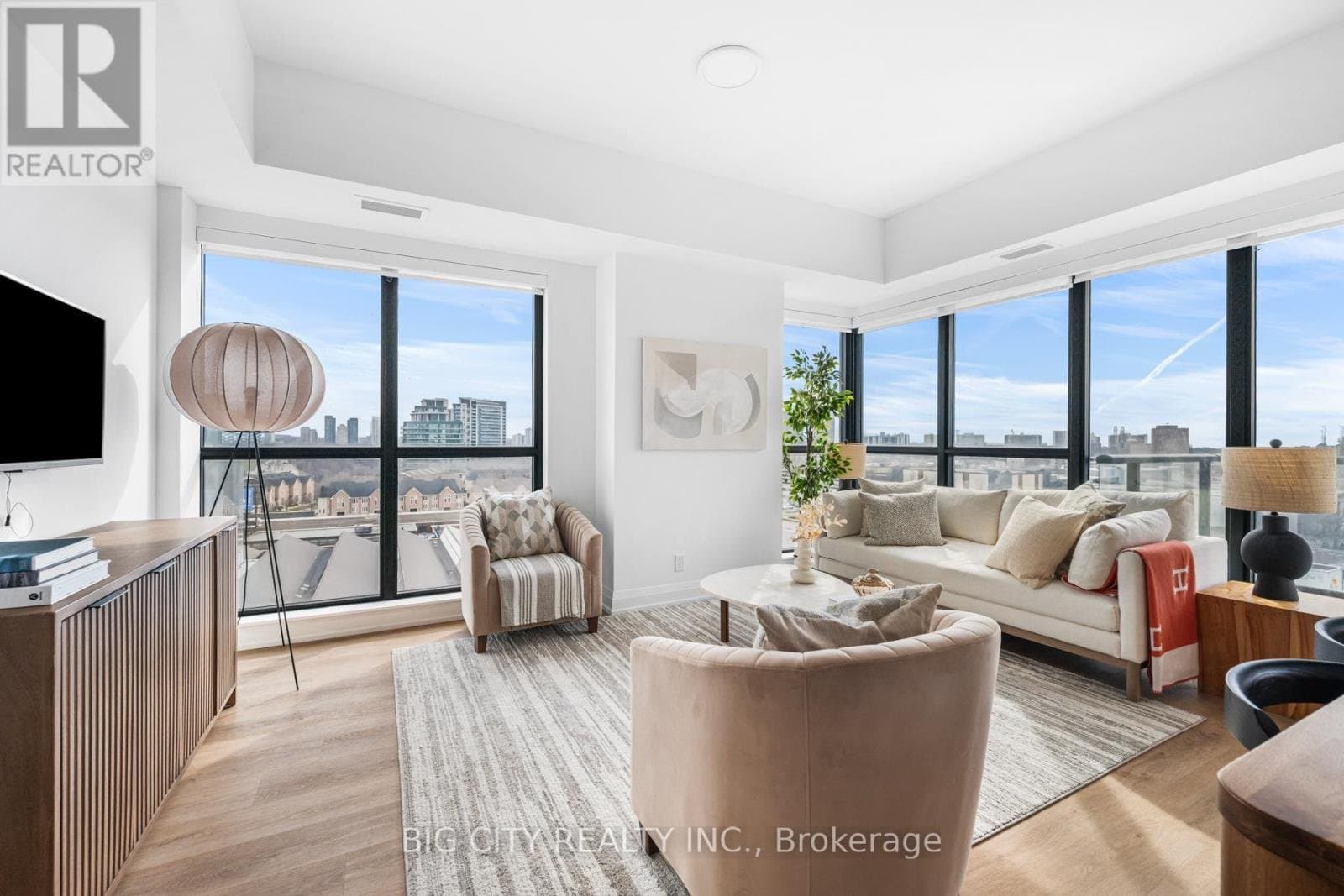 36 Brentcliffe Road - Photo 3