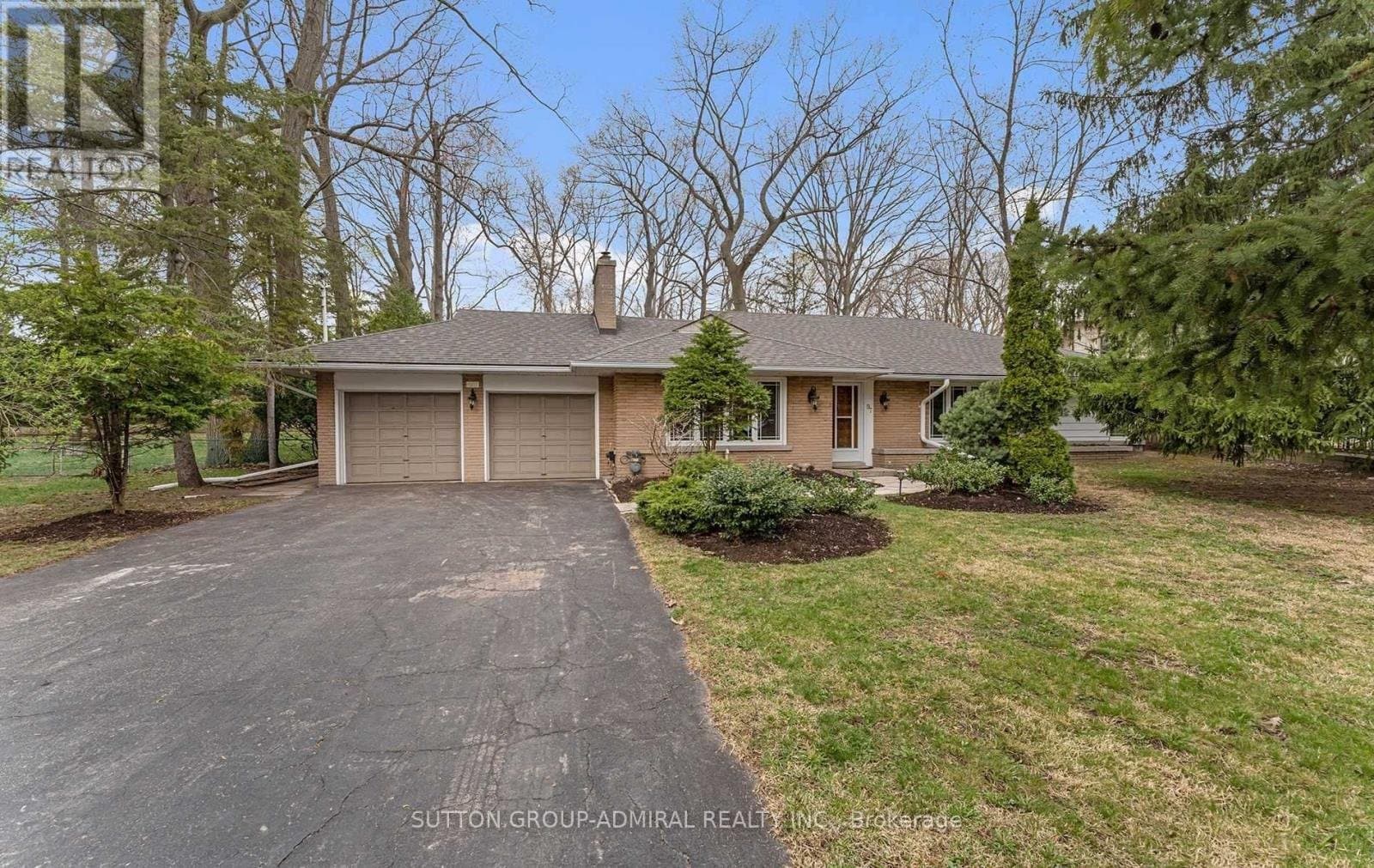 97 Valecrest Drive - Photo 2